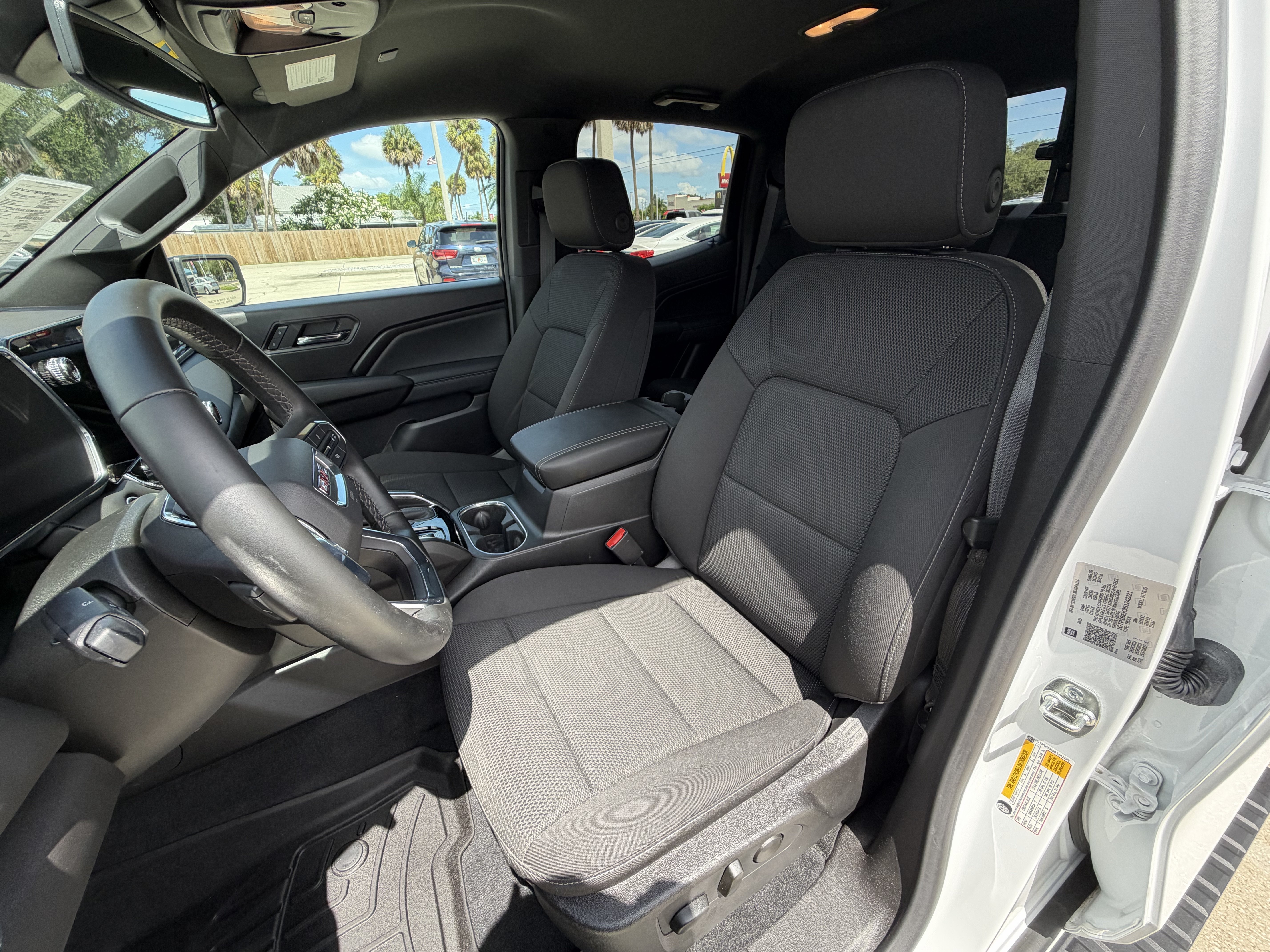 Used 2025 GMC Canyon Elevation w/ Convenience Package RWD image 13
