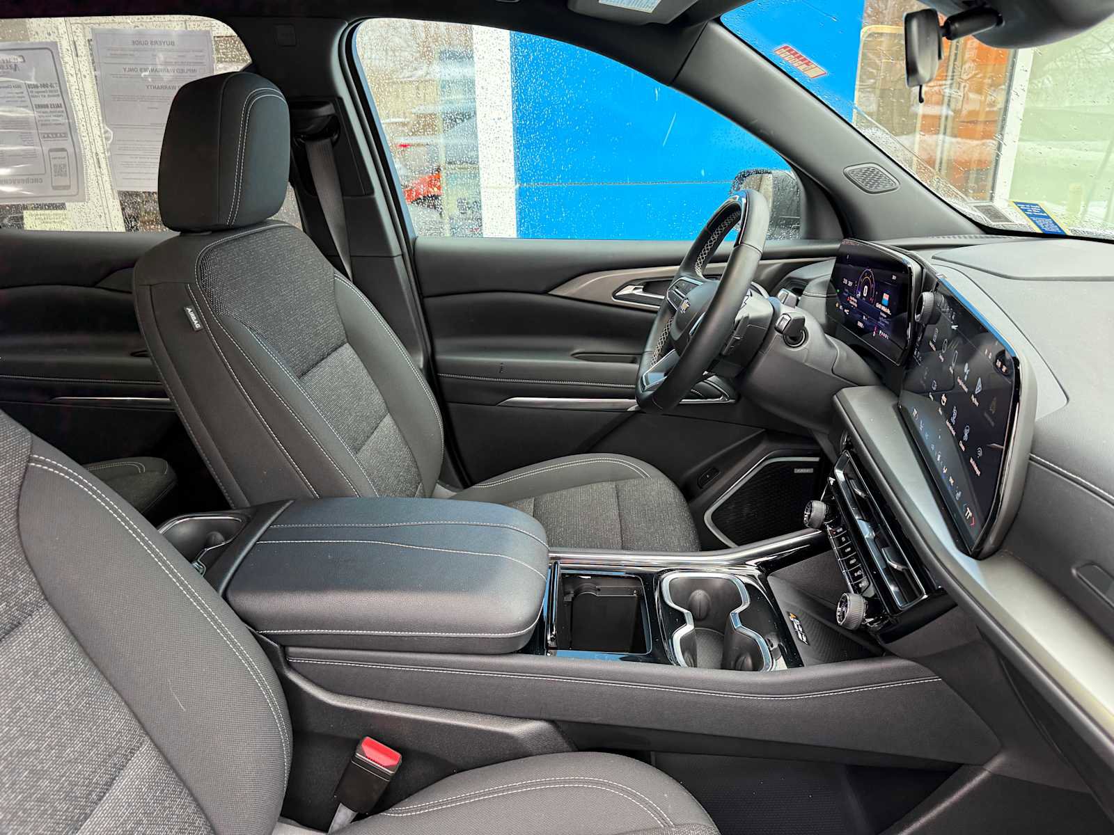 Used 2024 Chevrolet Traverse LT w/ Enhanced Driving Package image 82