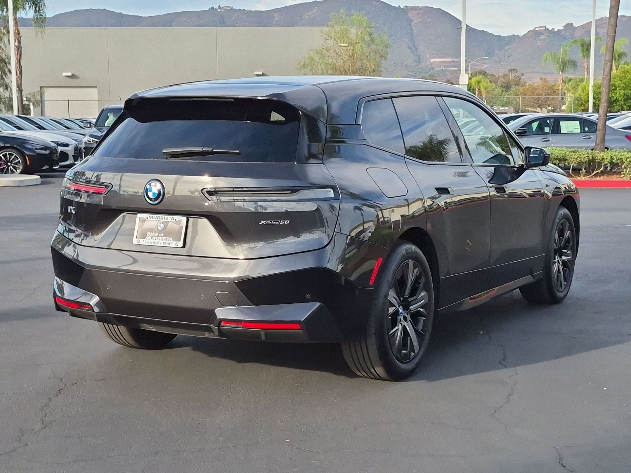 Certified 2025 BMW iX xDrive50 AWD/4WD image 10