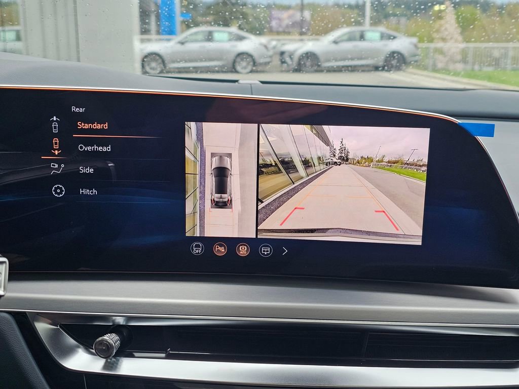 New 2026 Cadillac Lyriq Signature Sport w/ Nappa Leather Package AWD/4WD image 30