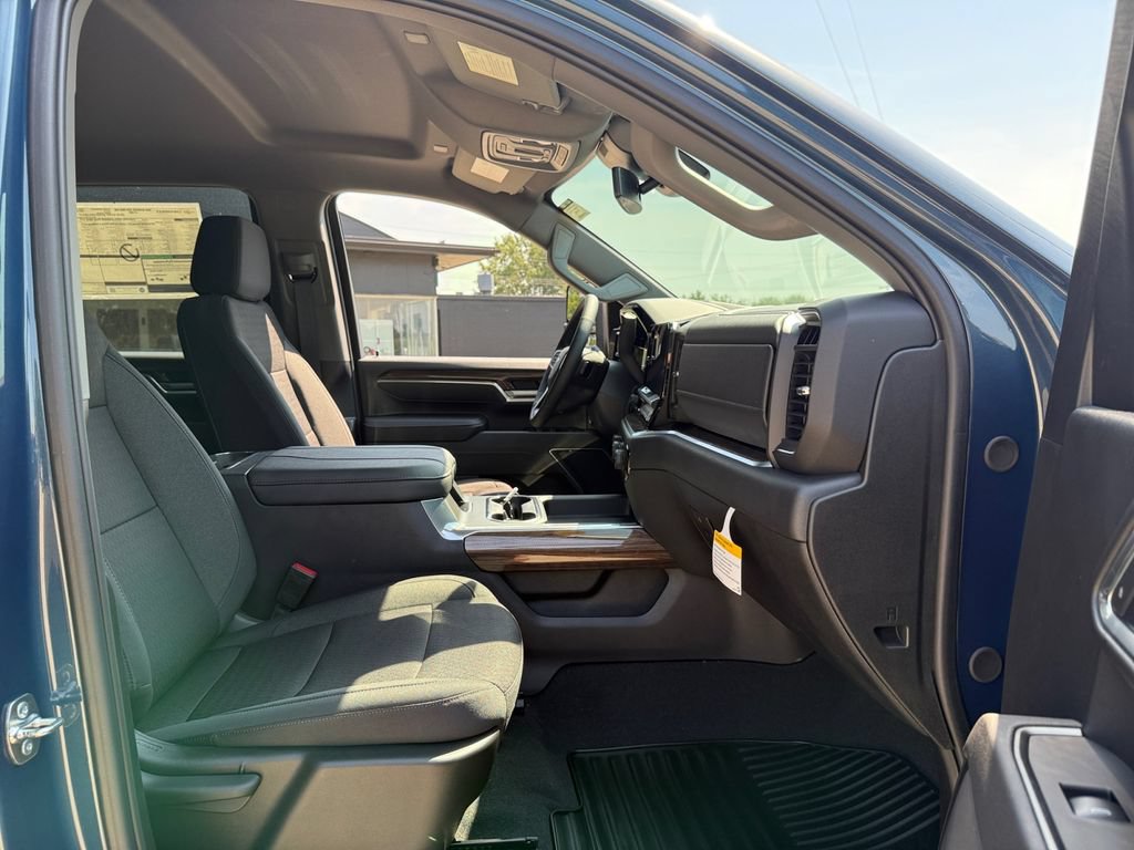 New 2026 Chevrolet Silverado 2500 LT w/ Trail Boss Package AWD/4WD image 40