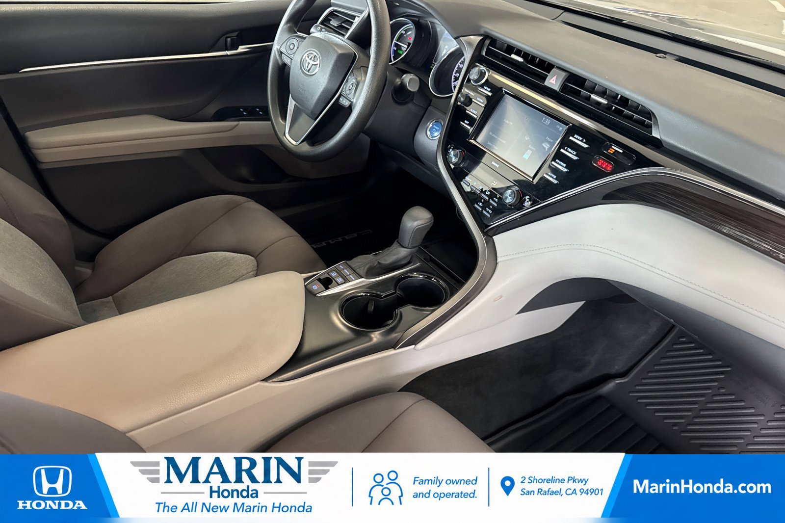 Used 2020 Toyota Camry LE FWD image 19