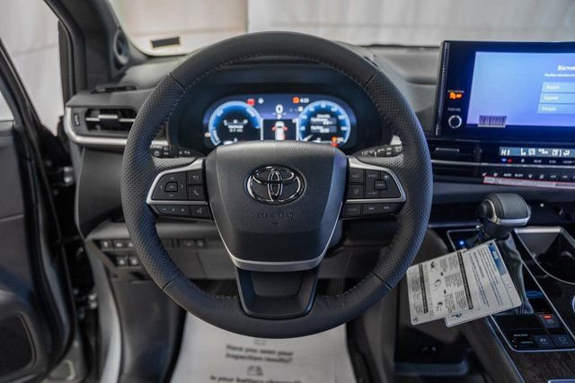 New 2026 Toyota Sienna Platinum image 30