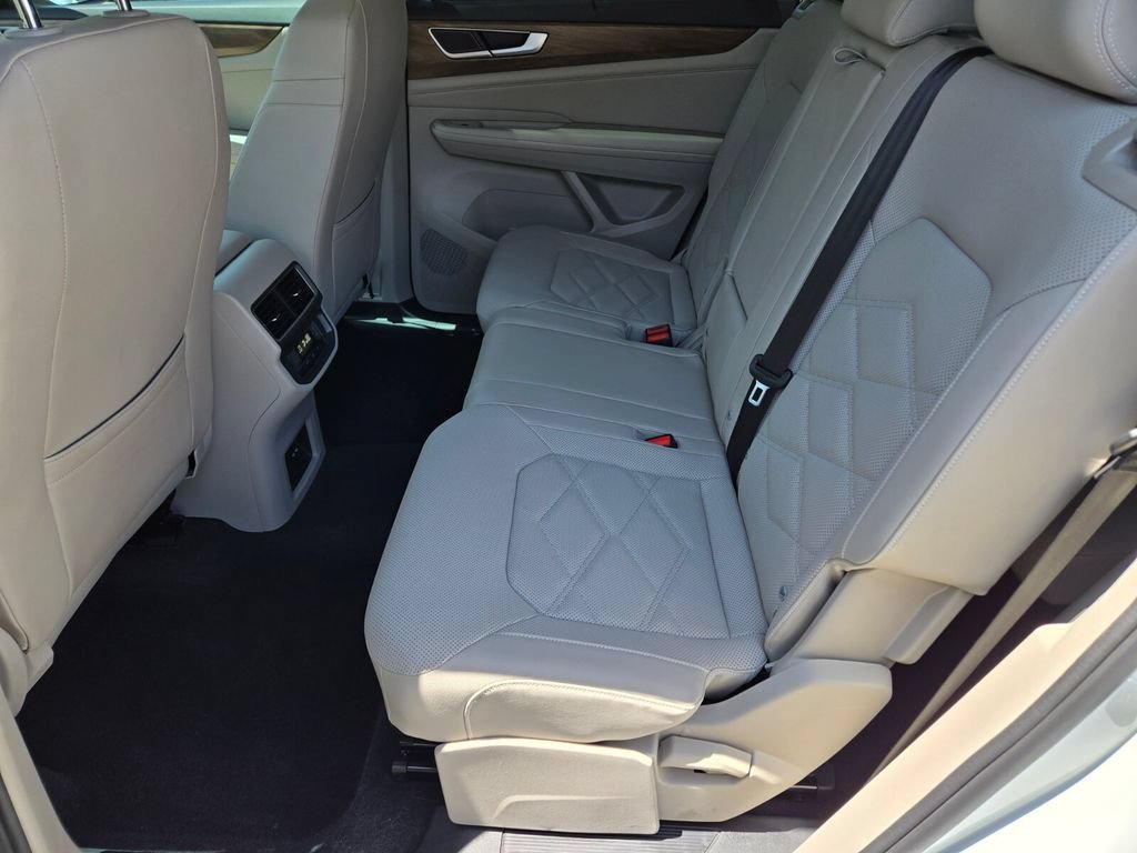 Certified 2024 Volkswagen Atlas SE AWD/4WD image 11