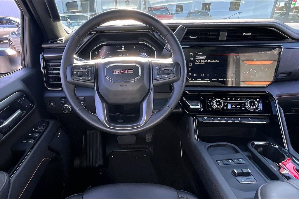 Used 2025 GMC Sierra 2500 AT4 w/ AT4 Premium Plus Package image 9