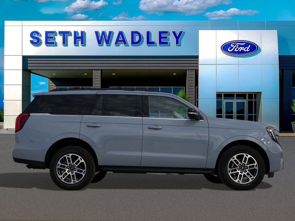 New 2026 Ford Expedition Active image 2