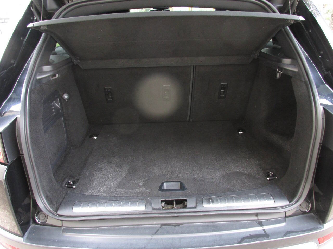 Used 2014 Land Rover Range Rover Evoque Pure Plus image 26