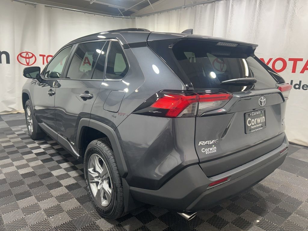 Used 2025 Toyota RAV4 XLE image 5