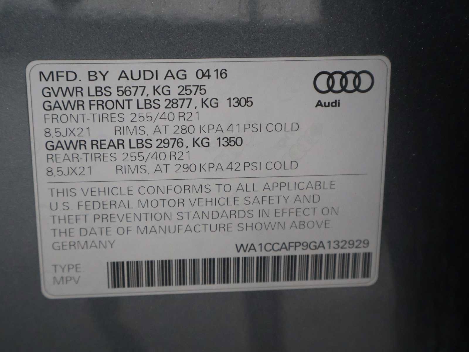 Used 2016 Audi SQ5 Premium Plus w/ Technology Package AWD/4WD image 41