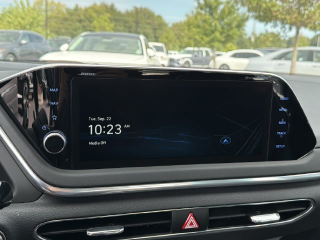 Certified 2023 Hyundai Sonata Limited FWD image 30