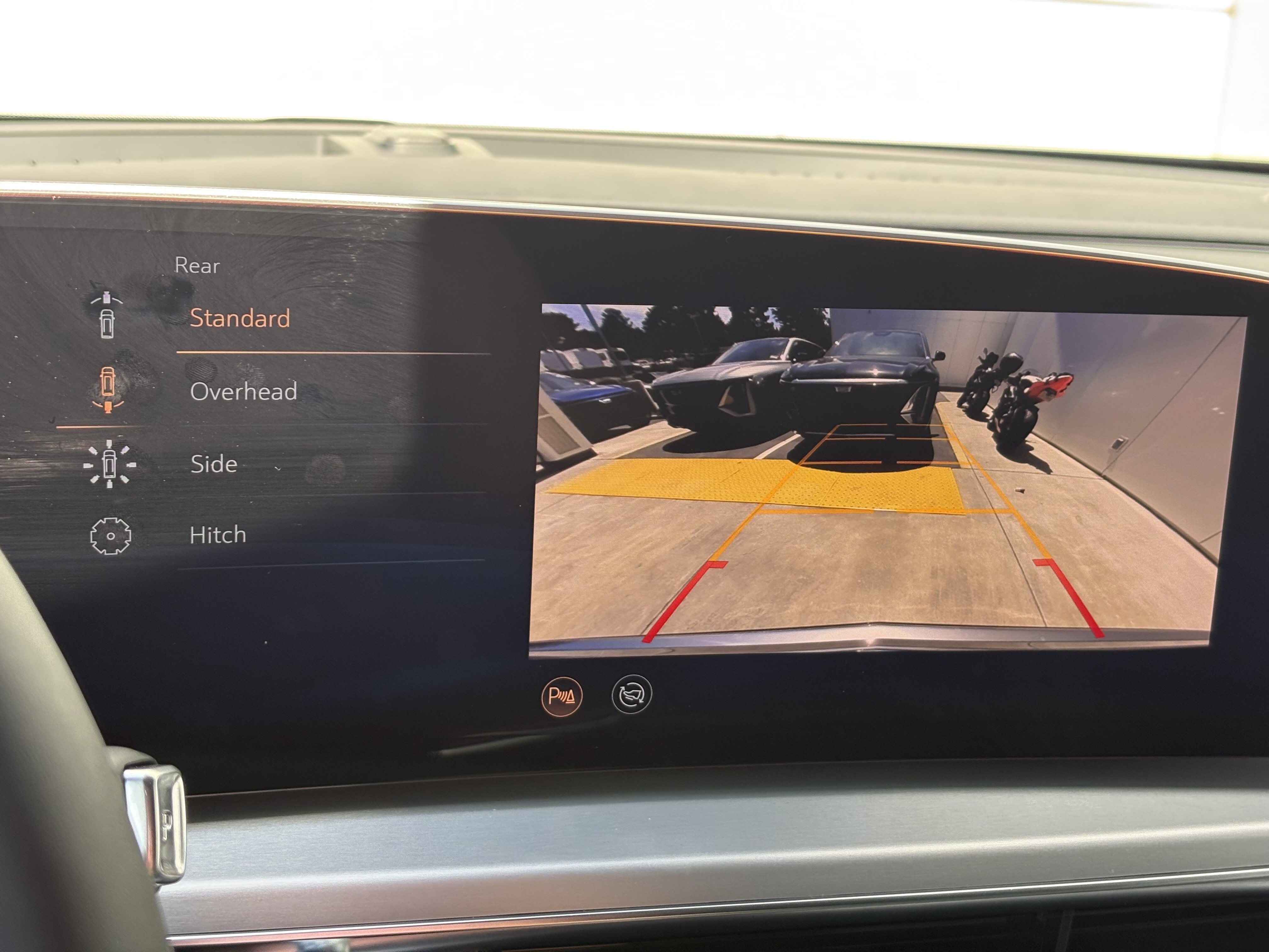 New 2025 Cadillac Lyriq Luxury image 22