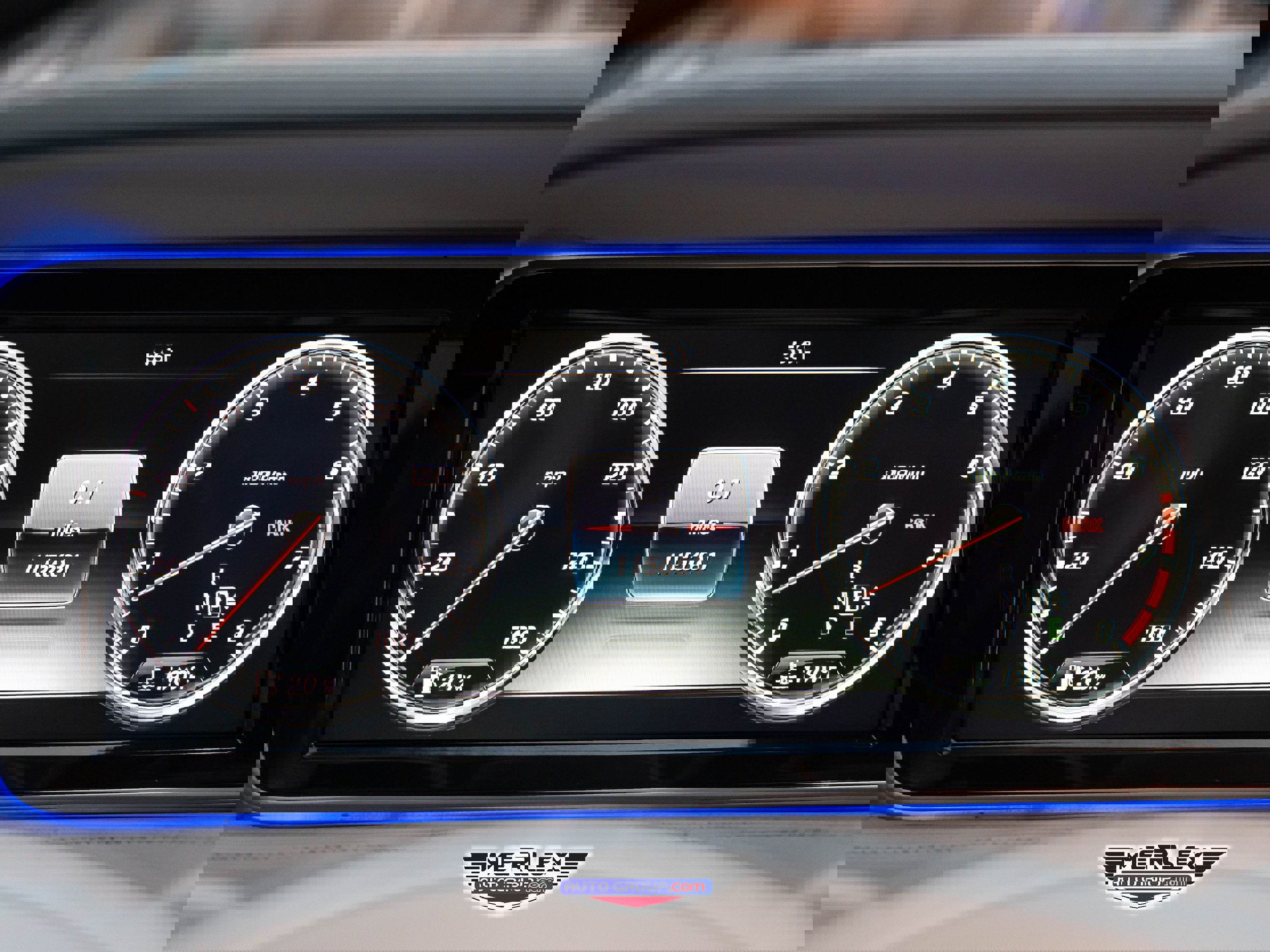 Used 2015 Mercedes-Benz S 550 Sedan w/ Sport Package w/ Sport Package image 30