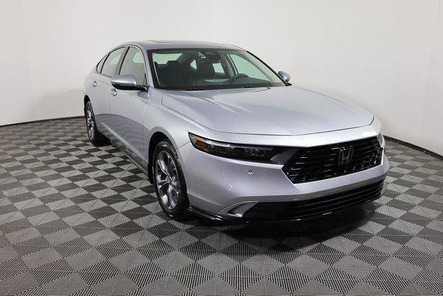 Used 2024 Honda Accord EX-L image 3