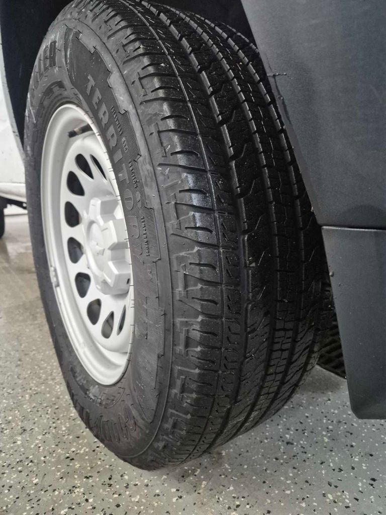 Used 2024 Chevrolet Colorado W/T image 30