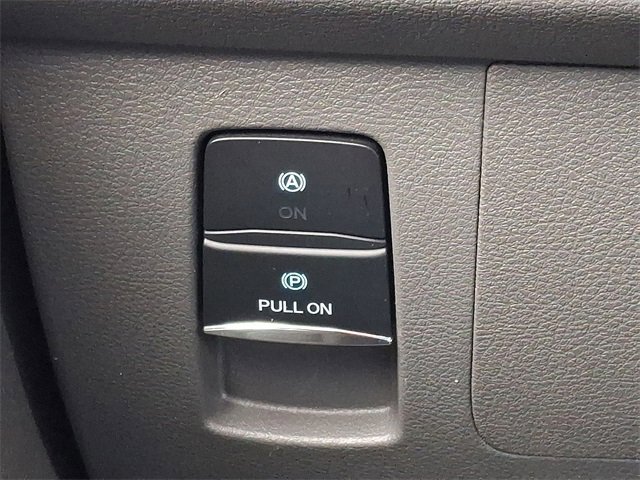 Used 2023 Ford Transit 350 XLT image 25