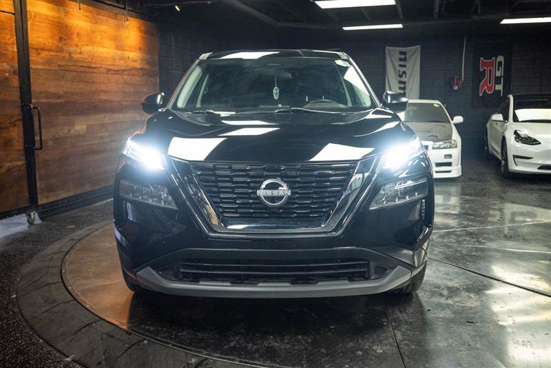 Used 2023 Nissan Rogue S image 4