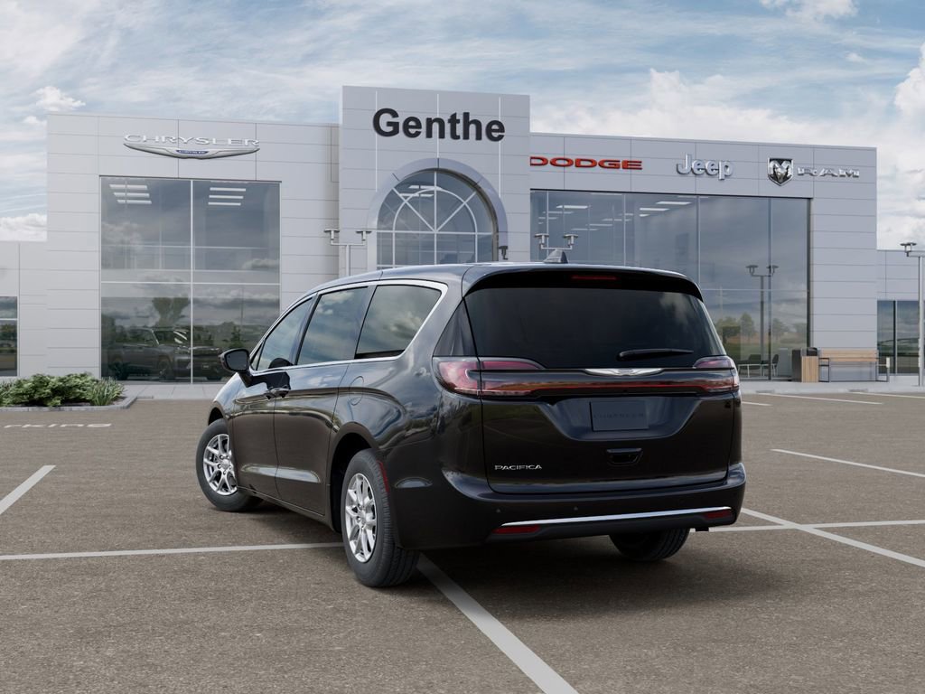 New 2026 Chrysler Pacifica Select image 3