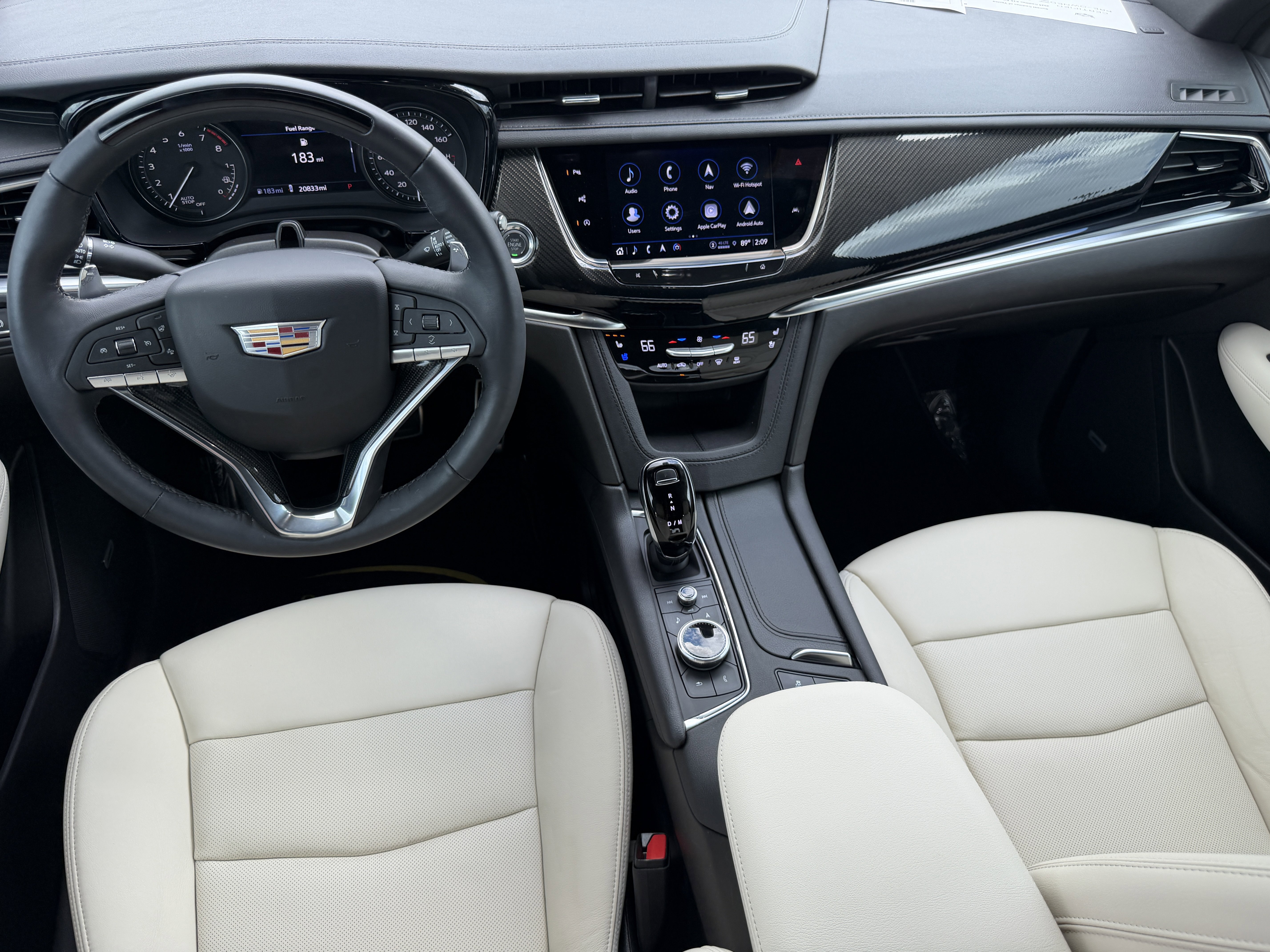 Certified 2025 Cadillac XT6 Sport w/ Technology Package image 13