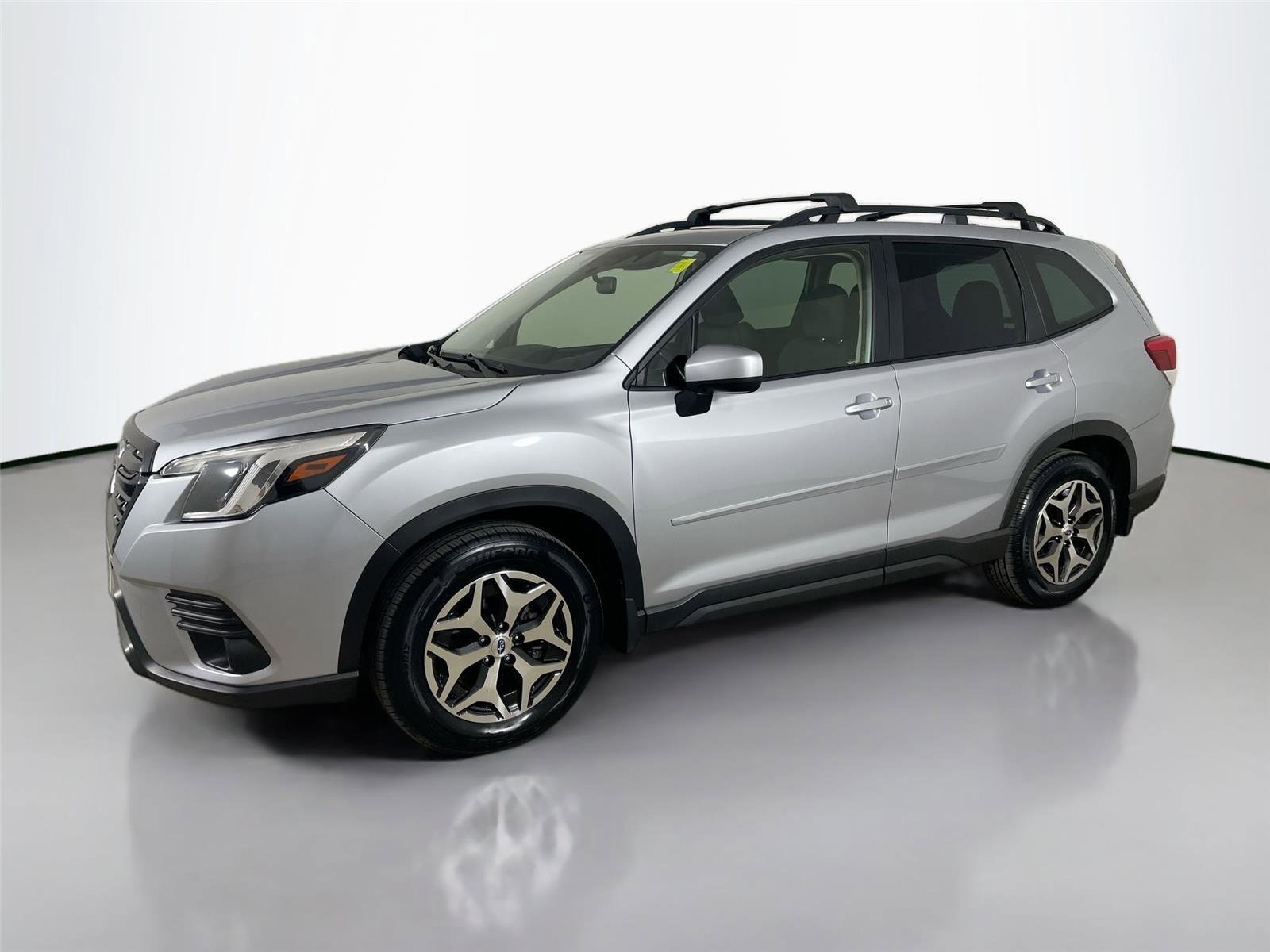 Used 2023 Subaru Forester Premium AWD/4WD image 8