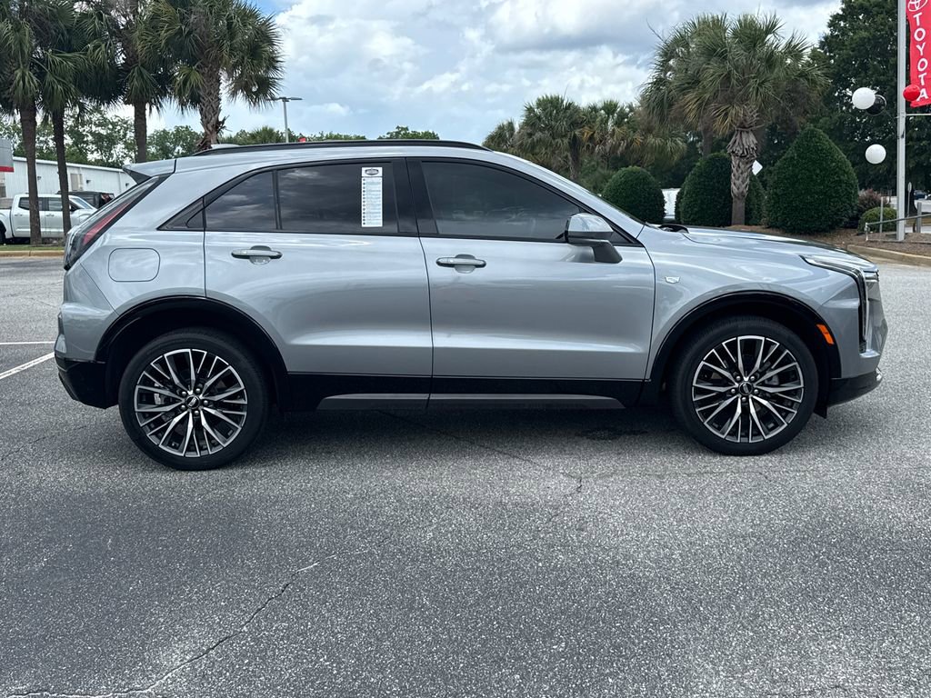 Used 2024 Cadillac XT4 Sport FWD image 2