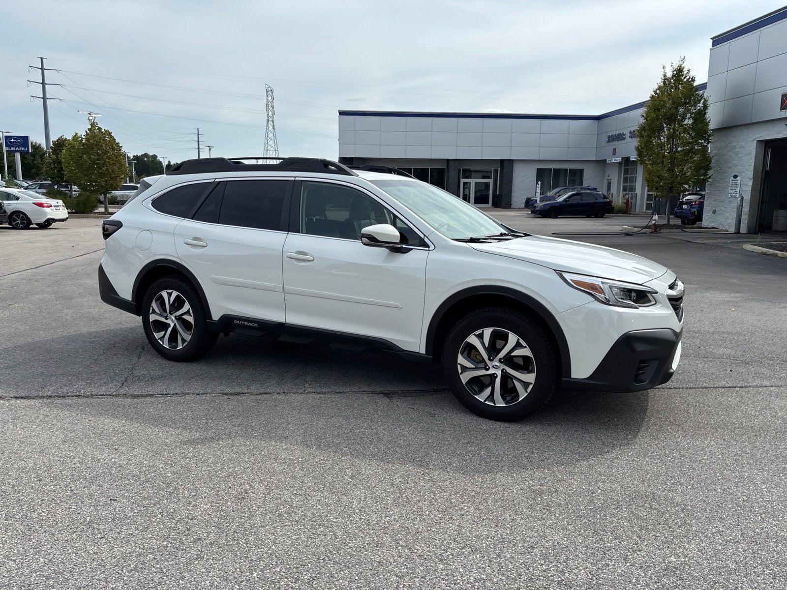 Used 2022 Subaru Outback Limited XT AWD/4WD image 9