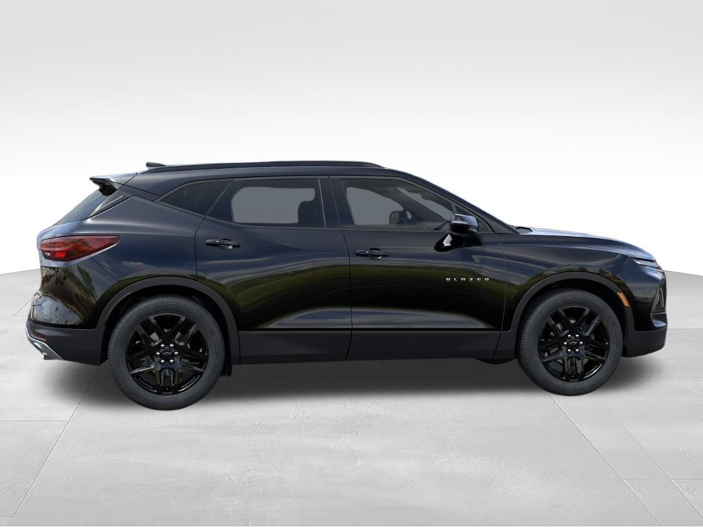 New 2026 Chevrolet Blazer LT w/ Sound & Technology Package AWD/4WD image 35