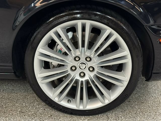 Used 2005 Jaguar XJ8 RWD image 42