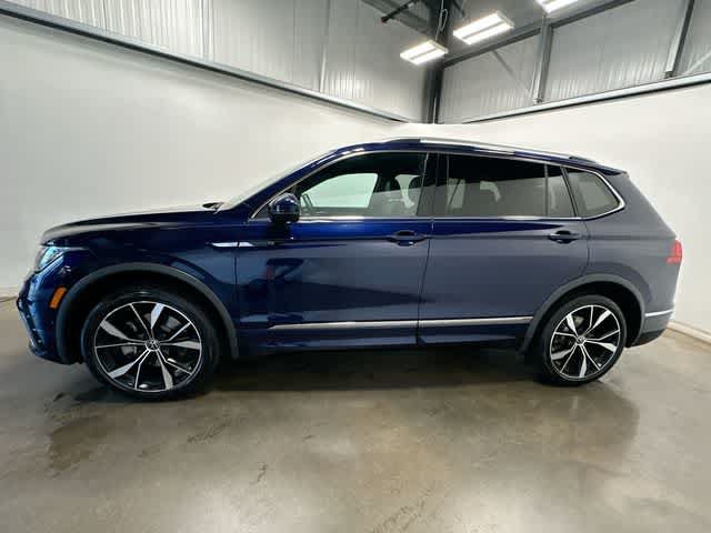 Used 2024 Volkswagen Tiguan SEL R-Line AWD/4WD image 2