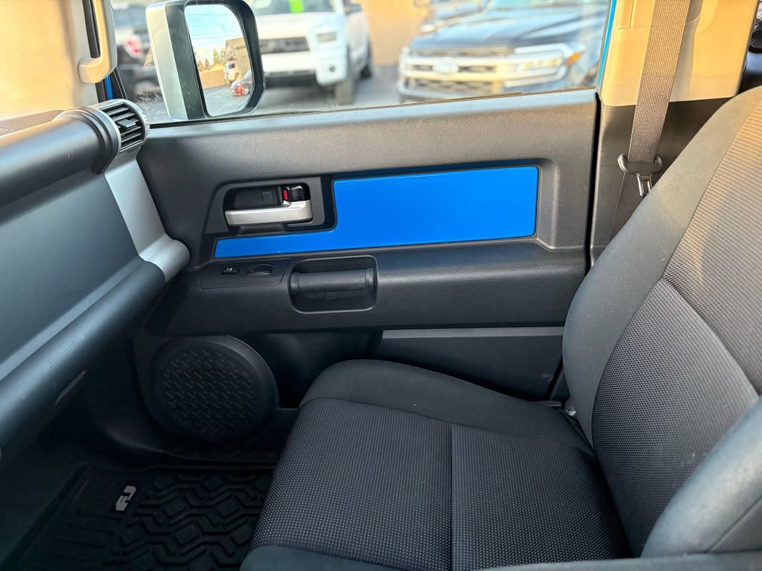 Used 2007 Toyota FJ Cruiser 4WD image 21