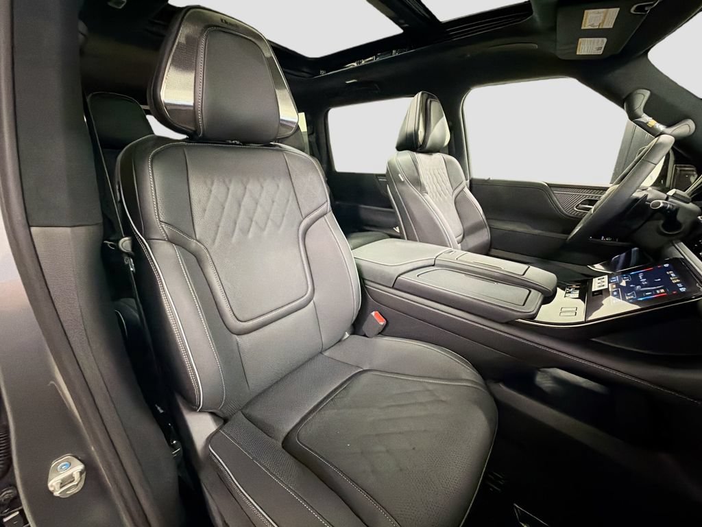 New 2026 INFINITI QX80 Autograph AWD/4WD image 32