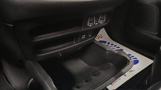 Used 2022 Chrysler Pacifica Touring-L w/ S Appearance Package FWD image 36