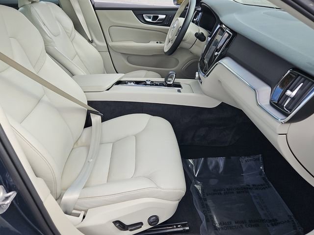 Used 2024 Volvo S60 B5 Core image 19