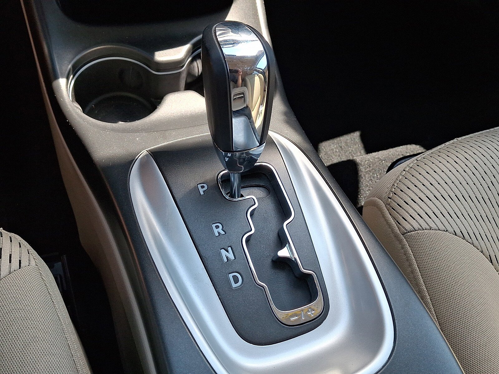 Used 2019 Dodge Journey SE FWD image 13