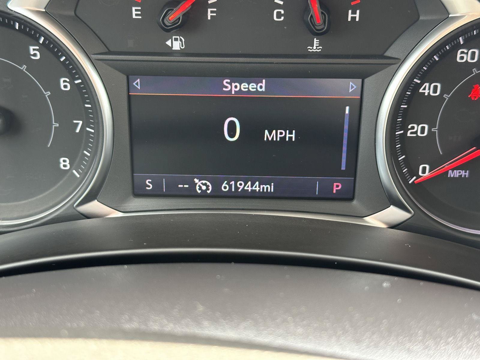 Used 2024 GMC Terrain SLT AWD/4WD image 25