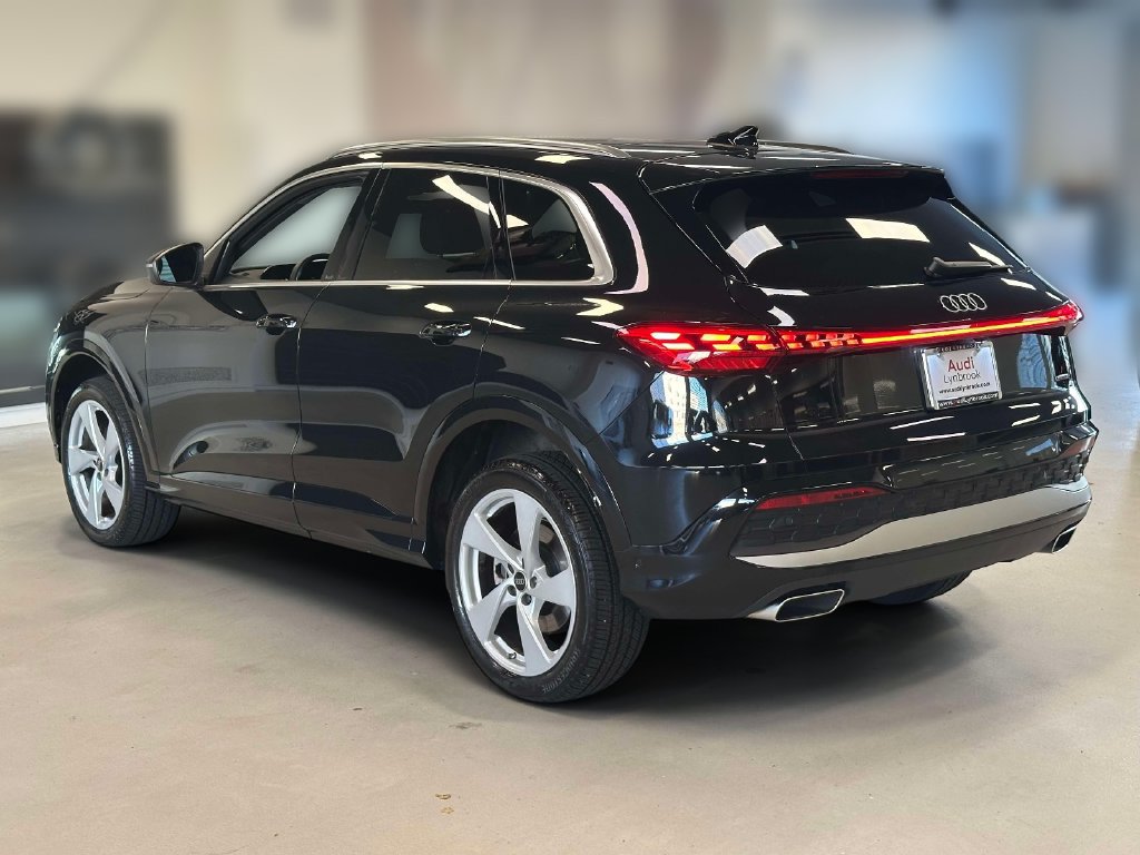 Used 2025 Audi Q5 Premium Plus w/ Premium Plus AWD/4WD image 6