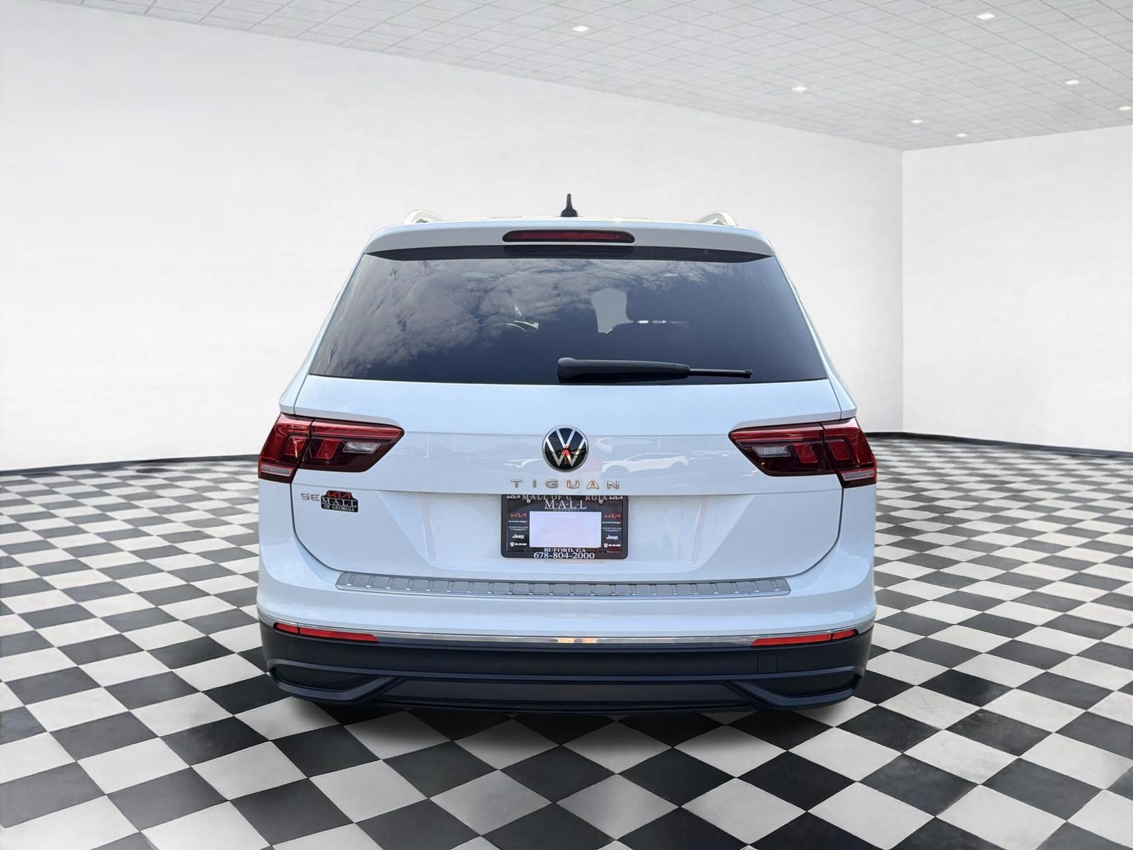 Used 2022 Volkswagen Tiguan SE FWD image 8