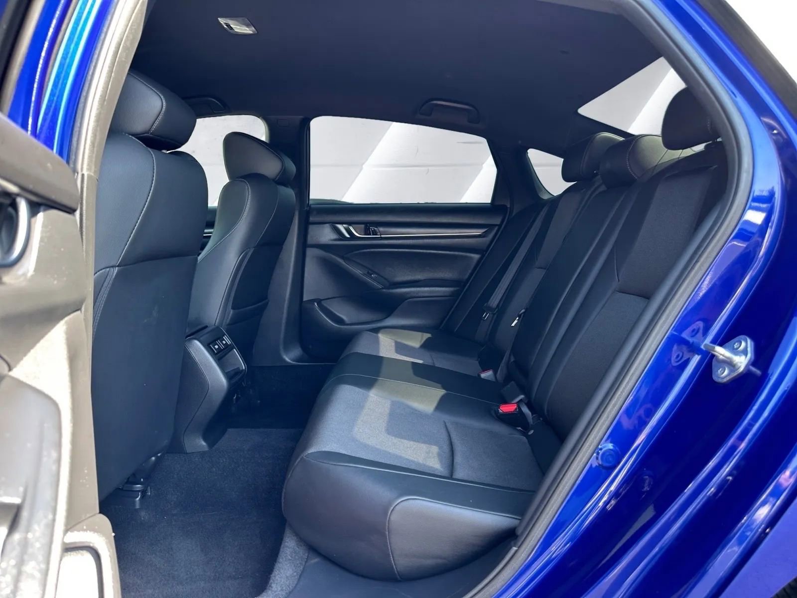 Used 2021 Honda Accord Sport image 11