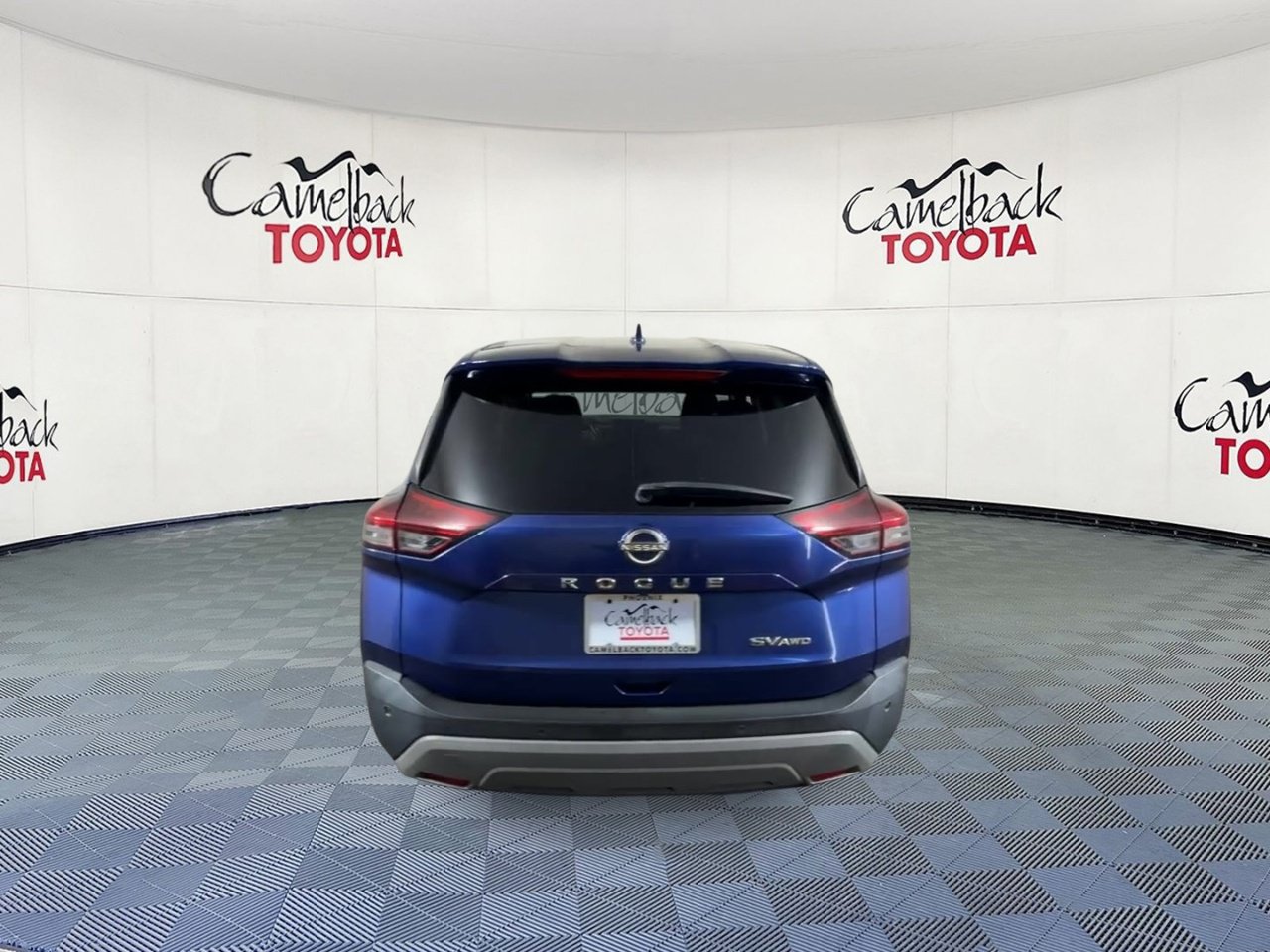 Used 2022 Nissan Rogue SV AWD/4WD image 3