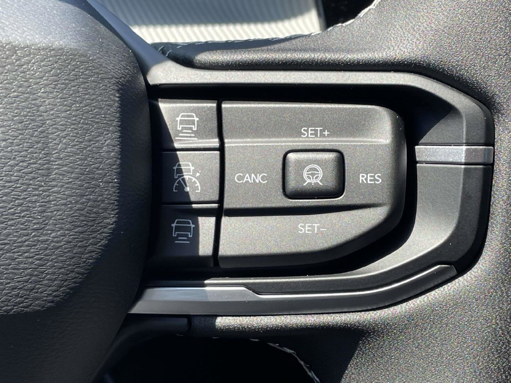 New 2026 Jeep Cherokee Laredo AWD/4WD image 31