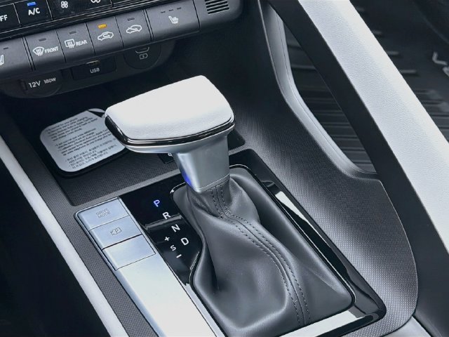 New 2026 Hyundai Elantra SEL Sport FWD image 16