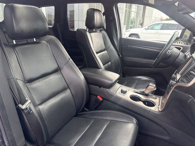 Used 2016 Jeep Grand Cherokee Limited w/ Luxury Group II AWD/4WD image 26