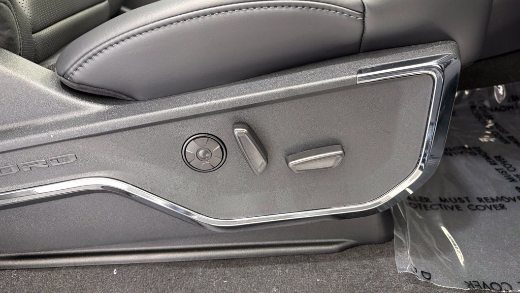 New 2026 Ford F350 Platinum AWD/4WD image 23