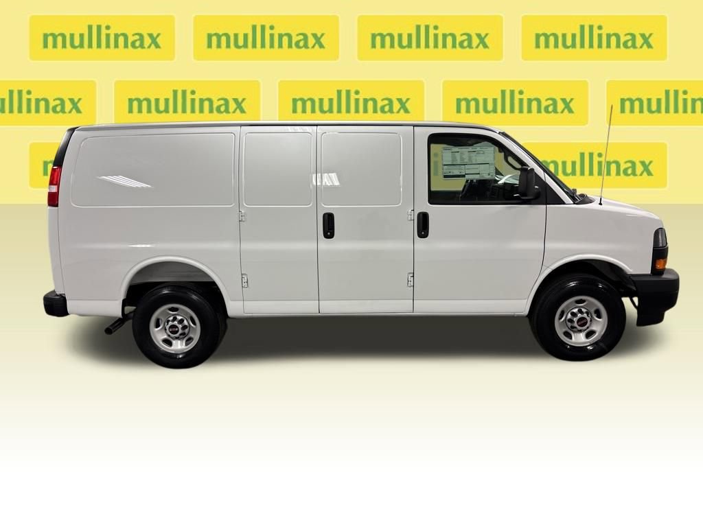 New 2026 GMC Savana 2500 w/ Driver Convenience Package image 20