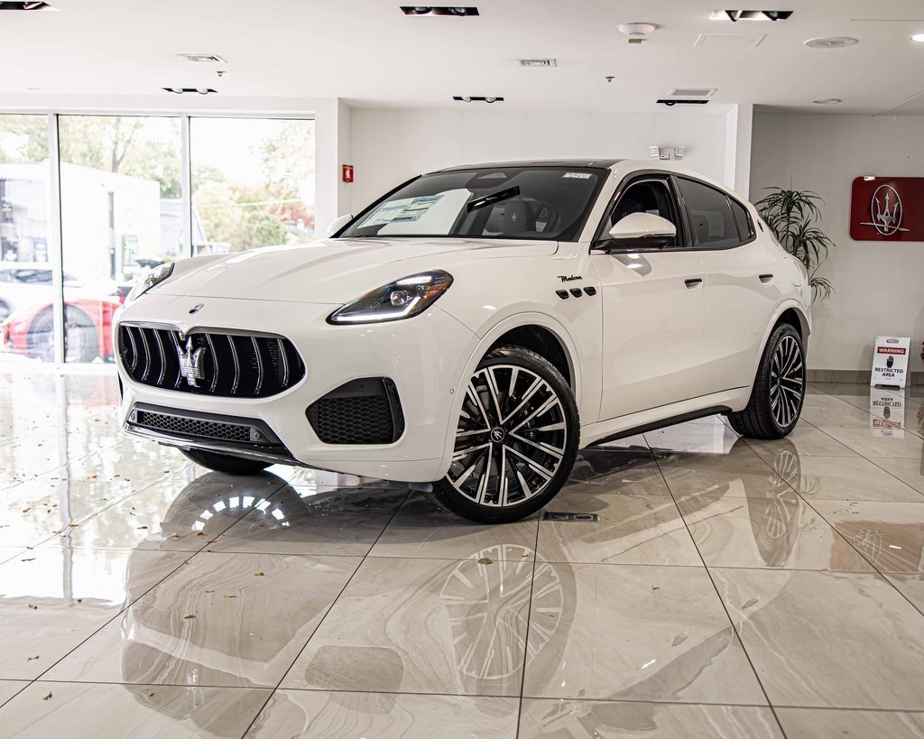 New 2025 Maserati Grecale Modena