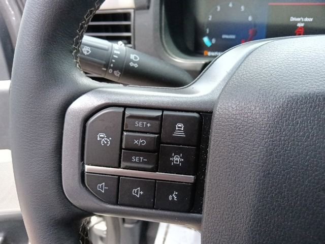 Used 2025 Ford F150 Lariat w/ Equipment Group 502A High AWD/4WD image 18