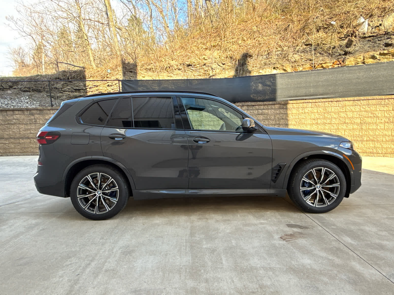 New 2026 BMW X5 xDrive50e w/ M Sport Package image 7