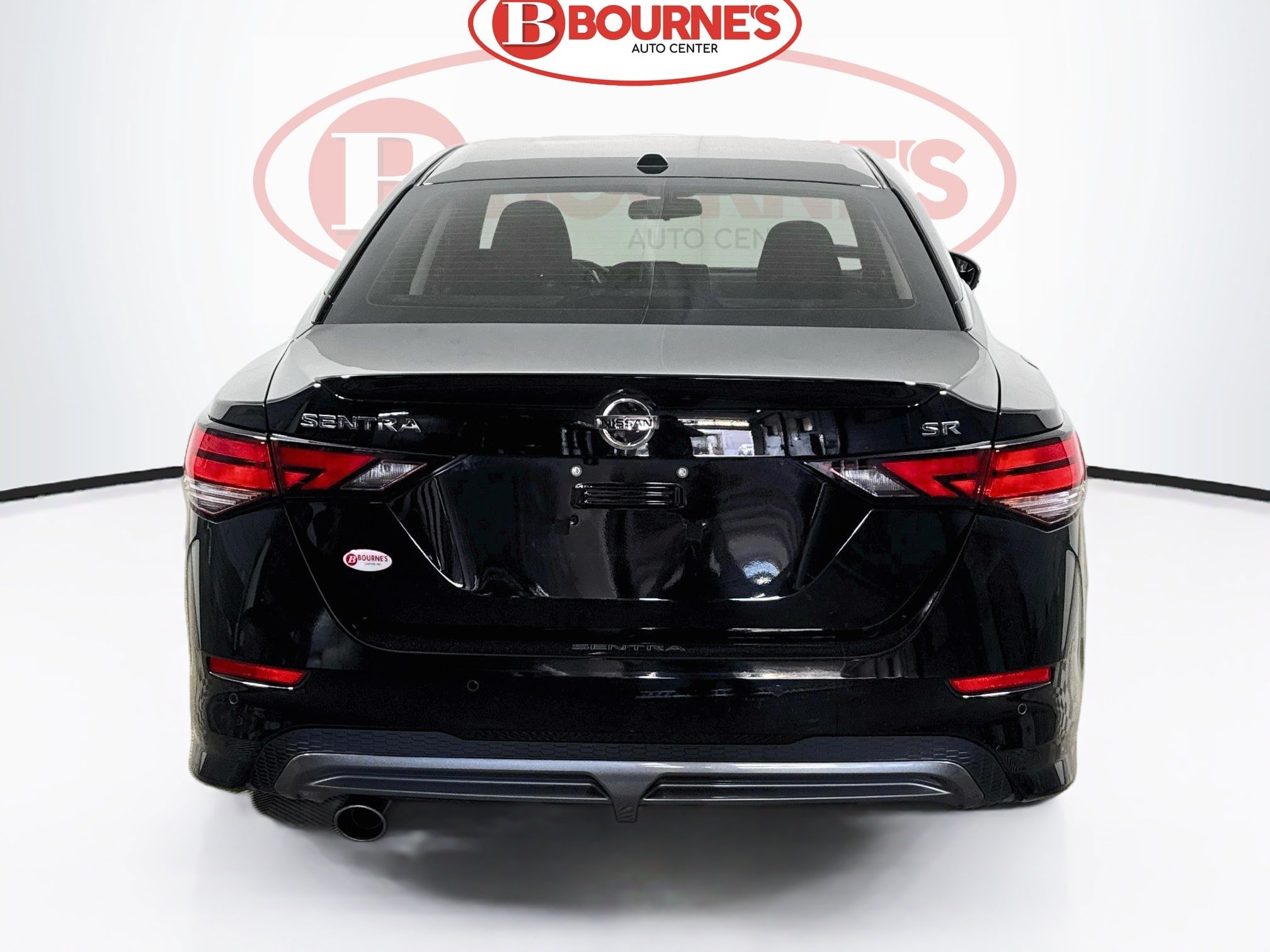 Used 2022 Nissan Sentra SR w/ Trunk Package FWD image 8