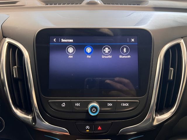 Used 2023 Chevrolet Equinox LT AWD/4WD image 21