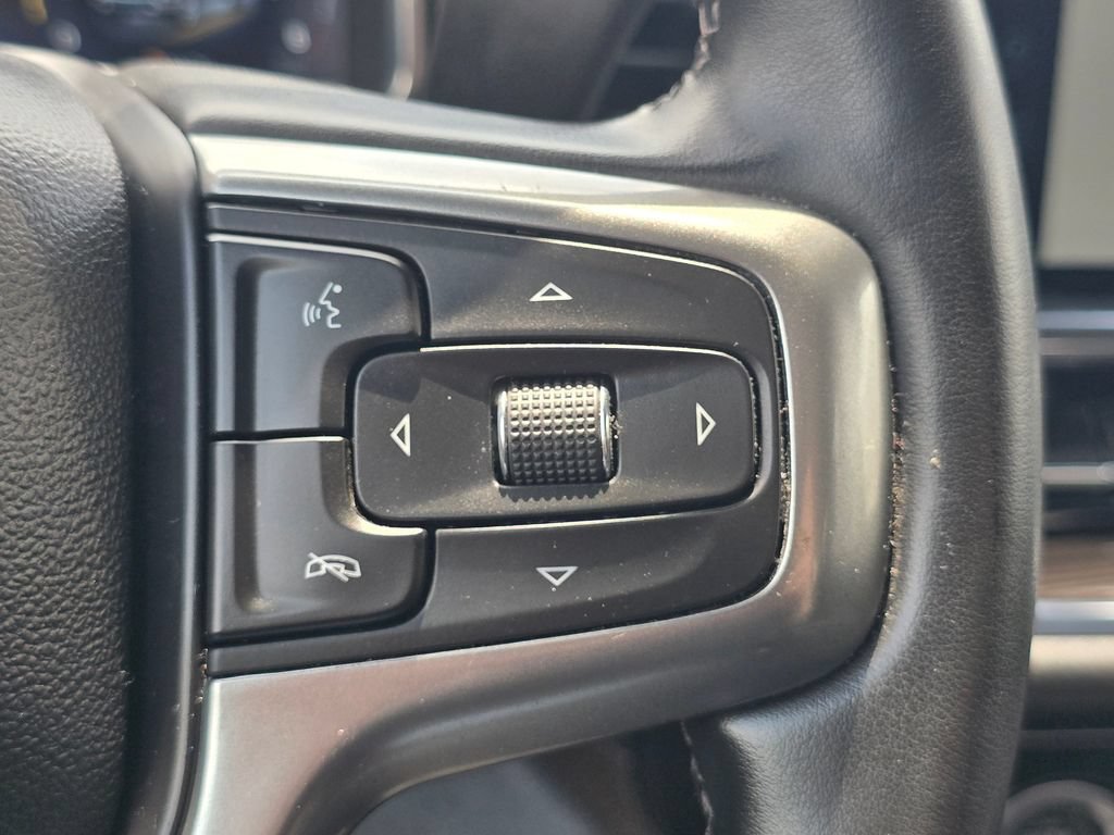 Used 2024 Chevrolet Silverado 1500 LT AWD/4WD image 29