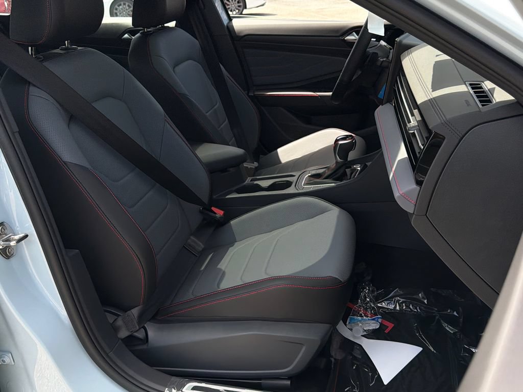 New 2026 Volkswagen Jetta GLI Autobahn FWD image 9
